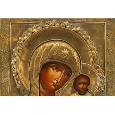 Икона в окладе Богоматерь Казанская масло, латунь, кон. XIX в. 31x26,3x2,9 см.  Конец XIX века