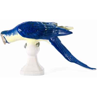 Попугай Голубой ара фарфор, Royal Dux Чехия кон. ХХ в. 40х21,5 см. Чехословакия 1946-1990 гг