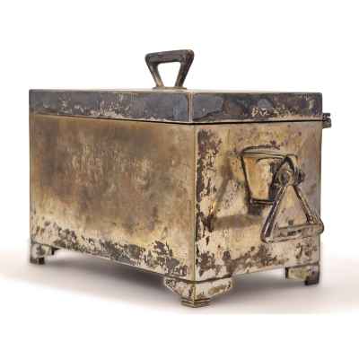 Шкатулка, 1920 г. Австрия. 11*19*8,9 см. Австрия 1920 г