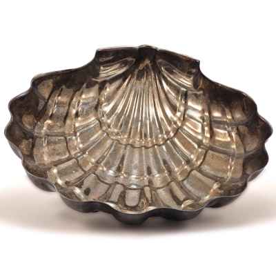 Блюдо для устриц латунь, серебрение Европа пер. пол. ХХ в. 32x31х6,5 см. Европа пер. пол. ХХ в.