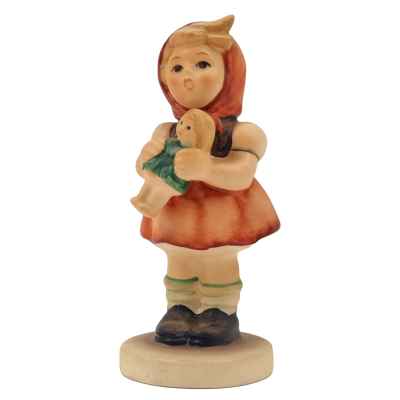 Скульптура  Девочка с куклой фарфор, Гебель (Goebel) Германия 1960-63-е г. H-8,5 см. Гебель (Goebel) Германия 1960-63-е г.