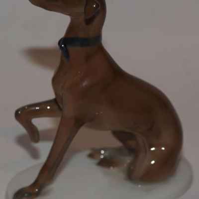 Скульптура «Левретка» Розенталь, Германия 1920-е — начало 1930-гг